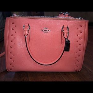 Gently used Peach Coach purse— Small wallet included